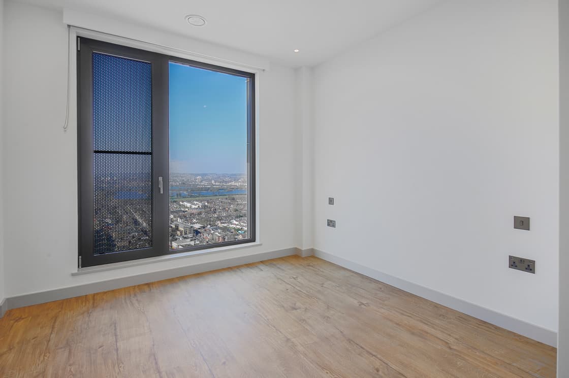 Apartment 193
