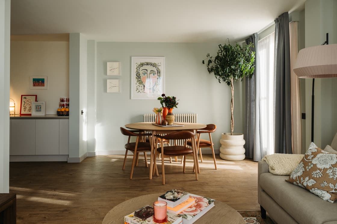 Apartment 427