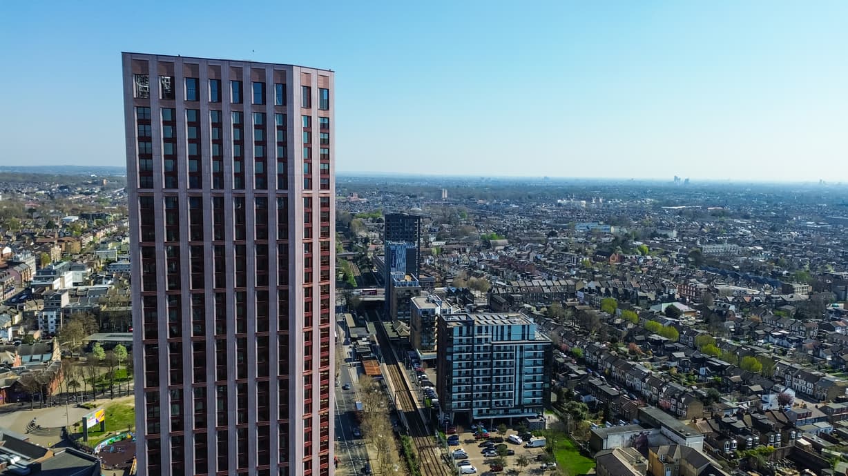 Image 1446475293 The Eades Exteriors 10