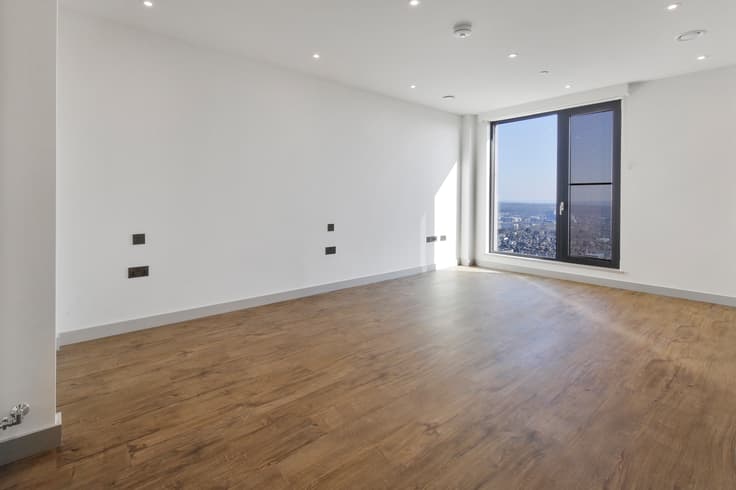 Image 1446475293 The Eades 258 2